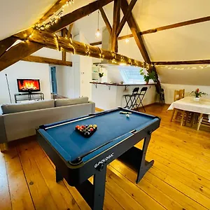down-town-spacious-loft-with-private-parking.brusselshotelsbook.com/